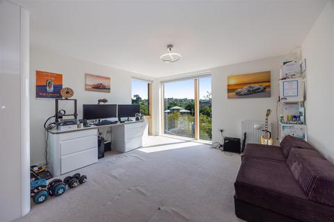 17 Baltic Way, Totnes, TQ9 5WY