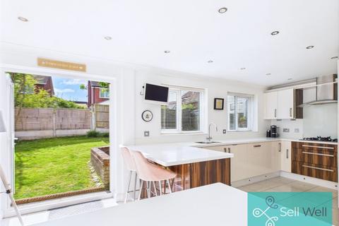 4 bedroom detached house for sale, Portside Close, Manchester M28