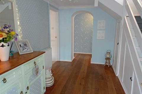 3 bedroom detached house for sale, Llwyndafydd Road, Llwyndafydd, Ceredigion, SA44 6BT