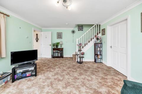 2 Arber Close, Bottisham, Cambridge, CB25 9DR
