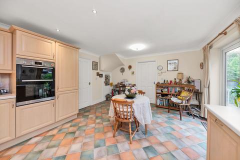 2 Arber Close, Bottisham, Cambridge, CB25 9DR