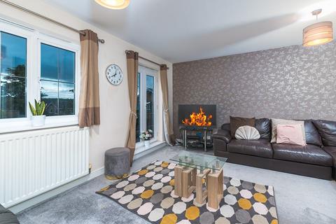 4 bedroom townhouse for sale, Birkhead Close, Huddersfield HD8
