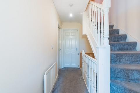 14 Birkhead Close, Kirkburton, Huddersfield, HD8 0GS