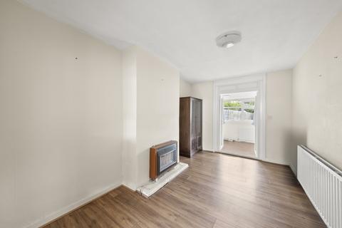 14 Beechmount Avenue, London, W7 3AG