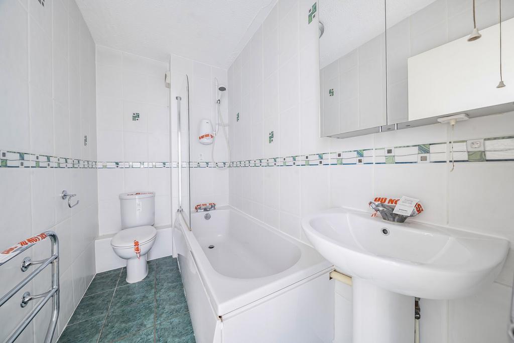 1296598-20-68274b...