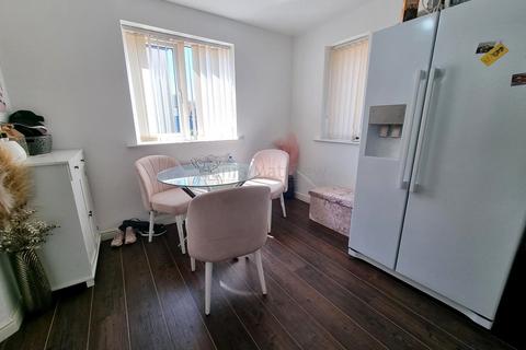 3 bedroom detached house for sale, Haven Walk, Barry, The Vale Of Glamorgan. CF62 5AZ