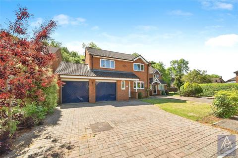 4 bedroom detached house for sale, Pitchford Avenue, Buckinghamshire MK18