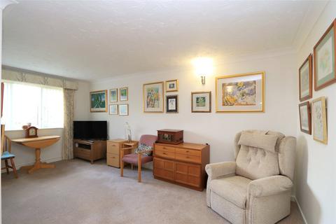 1 bedroom retirement property for sale, Lawnsmead Gardens, Newport Pagnell, Buckinghamshire, MK16