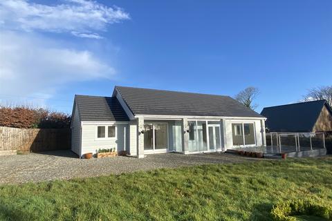 3 bedroom bungalow for sale, Coads Green, Launceston, Cornwall, PL15