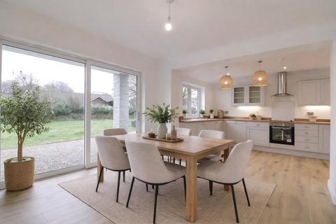 3 bedroom bungalow for sale, Coads Green, Launceston, Cornwall, PL15