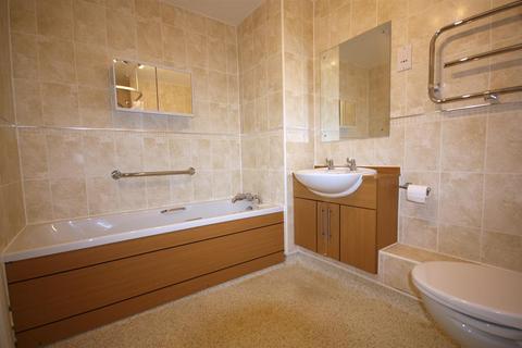 1 bedroom apartment for sale, Cartwright Court, Victoria Road, Malvern, Worcestershire, WR14 2GE