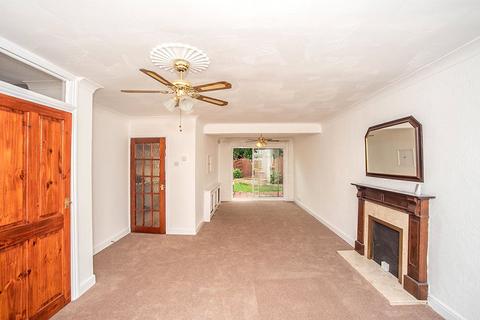 9 Sedgemere Road, London, SE2 9SW