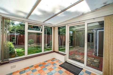 9 Sedgemere Road, London, SE2 9SW