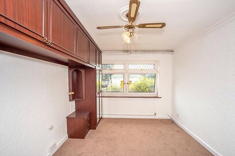 9 Sedgemere Road, London, SE2 9SW