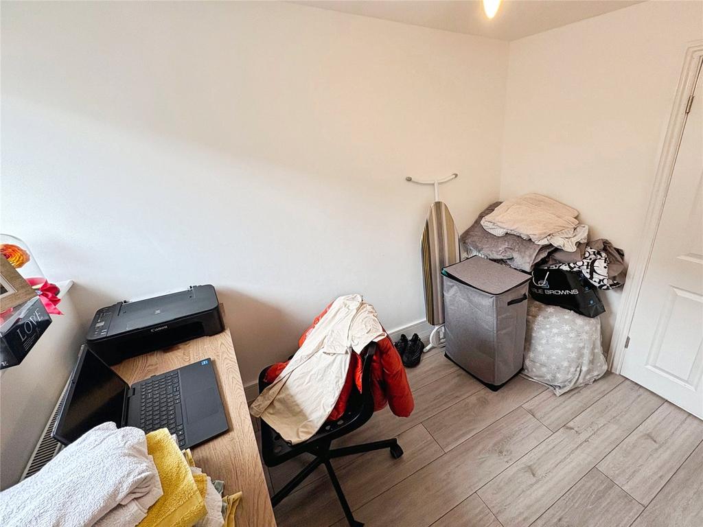 Bedroom 3 No. 13
