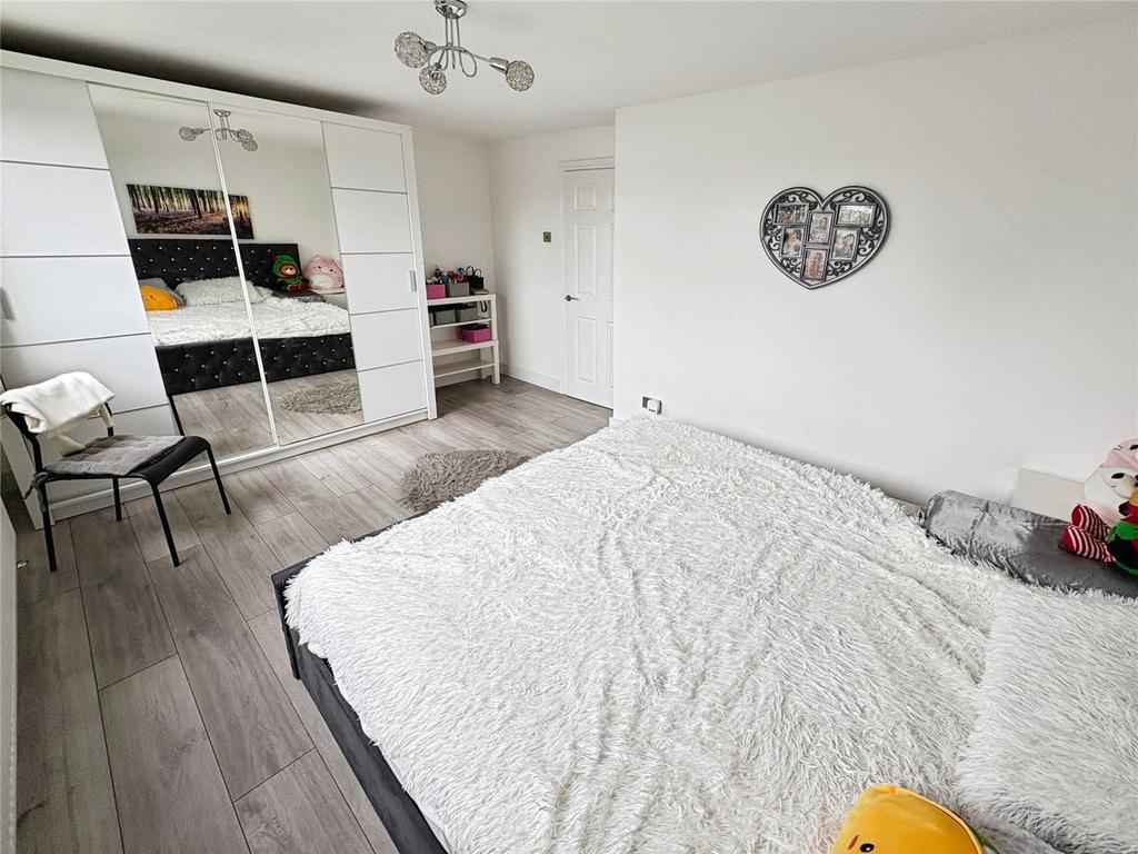 Bedroom 1 No. 6