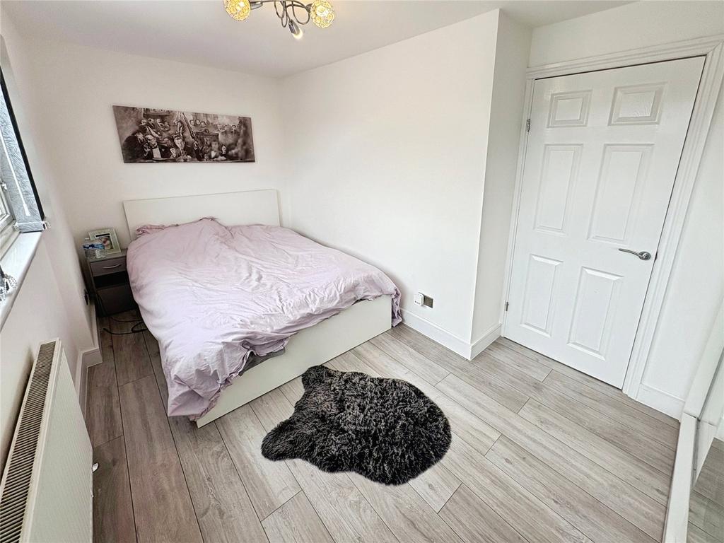 Bedroom 2 No. 7
