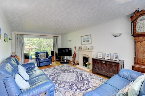 4 bedroom detached house for sale, Willow Chase, High Wycombe HP15