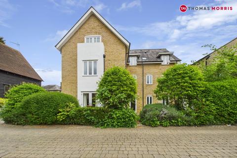 Kneesworth Street, Hertfordshire SG8