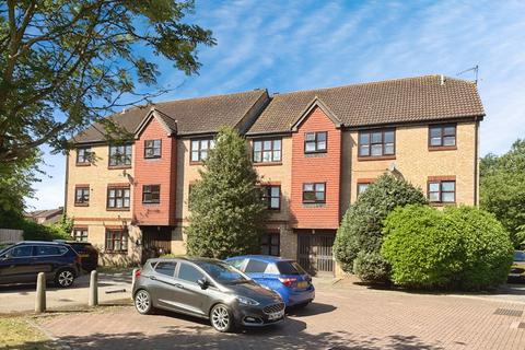 11 Turnstone Close, London, E13 0HN