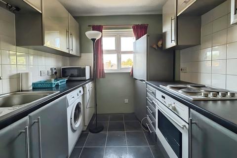 11 Turnstone Close, London, E13 0HN