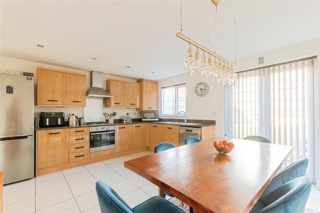 Kirkland Close, Blackburn BB1 4 bed terraced house for sale - £225,450