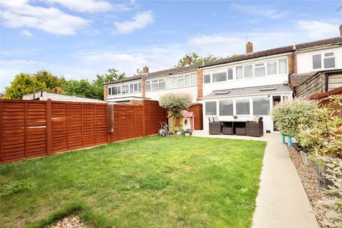 42 Priors Croft, Woking, GU22 9EZ