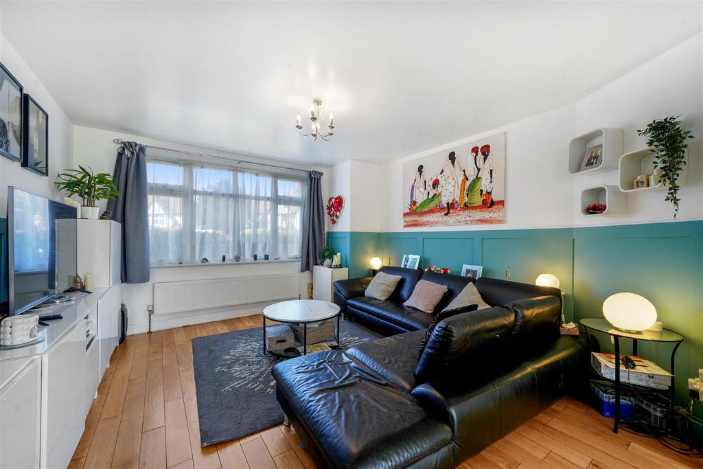 39 Carlton Avenue West - j OINb9 Yw57 Isbi59u WPK.jpg