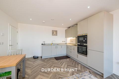 undefined, Finlay Gardens, Hornchurch, RM12