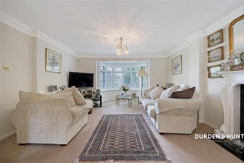 undefined, Tysea Hill, Stapleford Abbotts, RM4