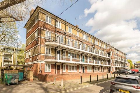 2 bedroom flat for sale, Longfield Estate, London SE1