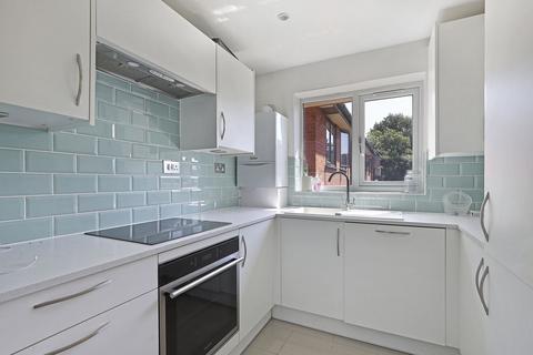 2 bedroom apartment for sale, Church Road, Buckhurst Hill, IG9