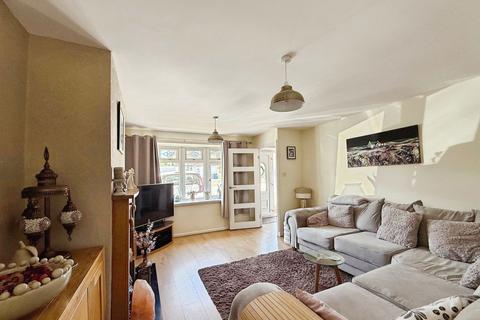 40 Briar, Tamworth, B77 4DY