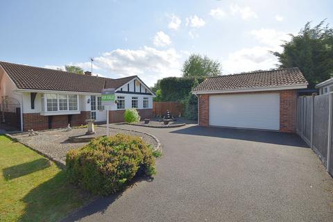 undefined, Longbow Close, Burton-on-trent DE13