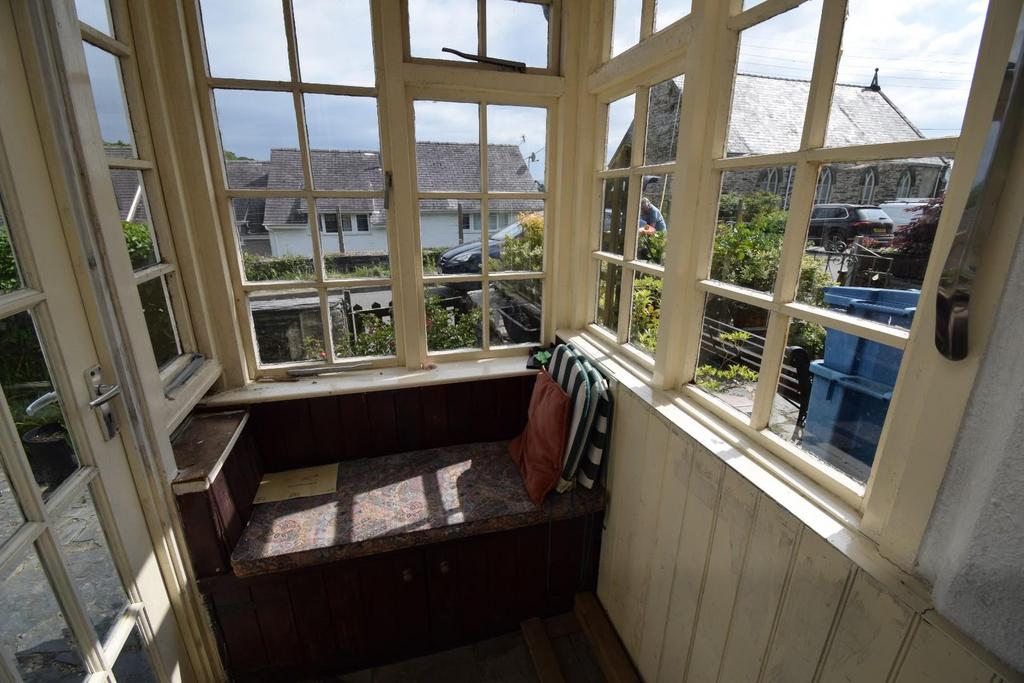 Front Porch.JPG