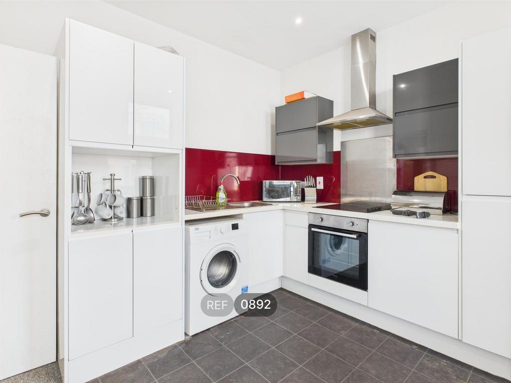 Kitchen &amp; Living area