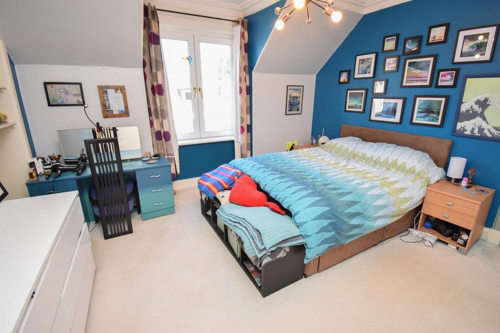 BEDROOM ONE (2)-2.jpg