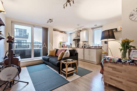 2 bedroom flat for sale, Freeman House, George Mathers Road, SE11