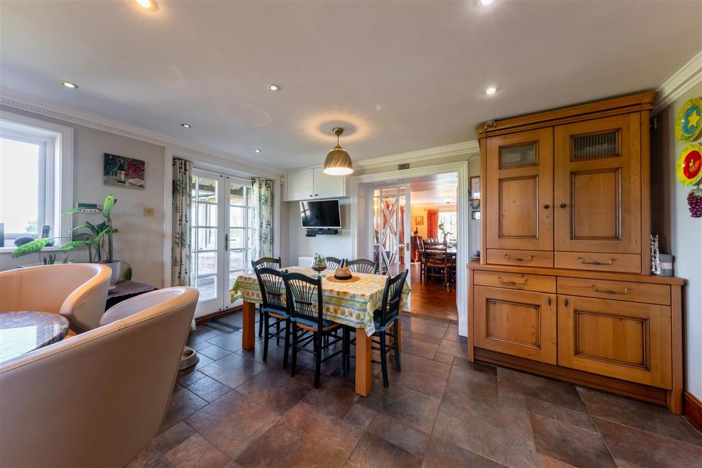 Baddiley Lodge-005.jpg