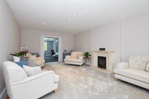 4 bedroom detached house for sale, Meadow Lane, Wellingborough NN9