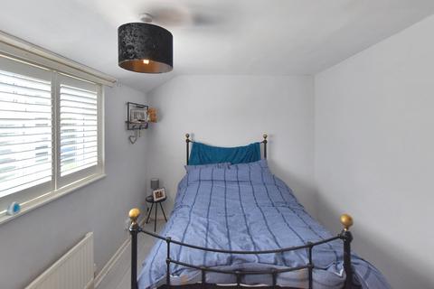 28 Abbotts Close, Stamford, PE9 2ND