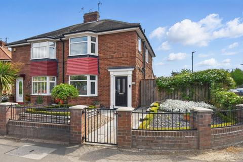 3 bedroom semi-detached house for sale, Cemetery Road, York, YO10