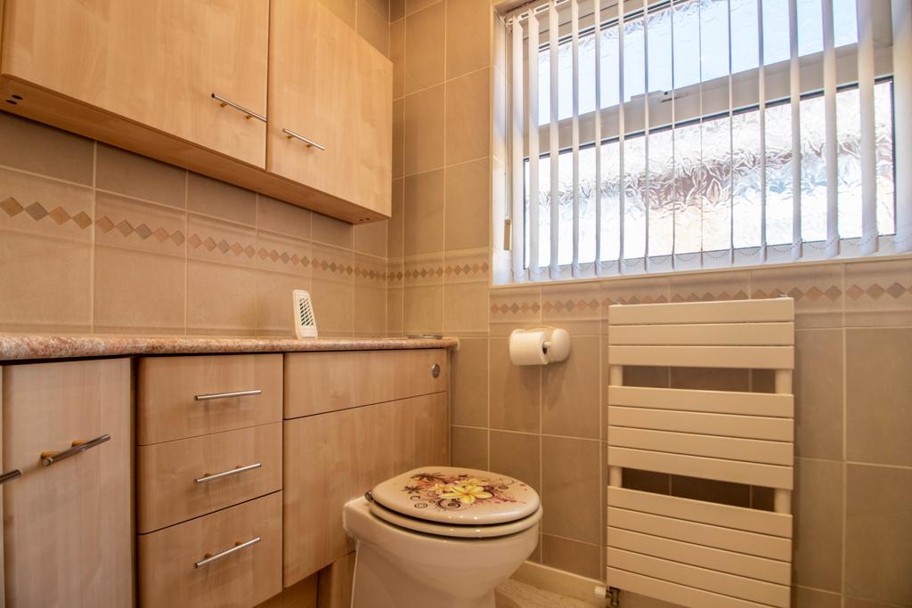 Bathroom-18