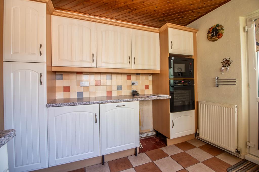 Kitchen-13