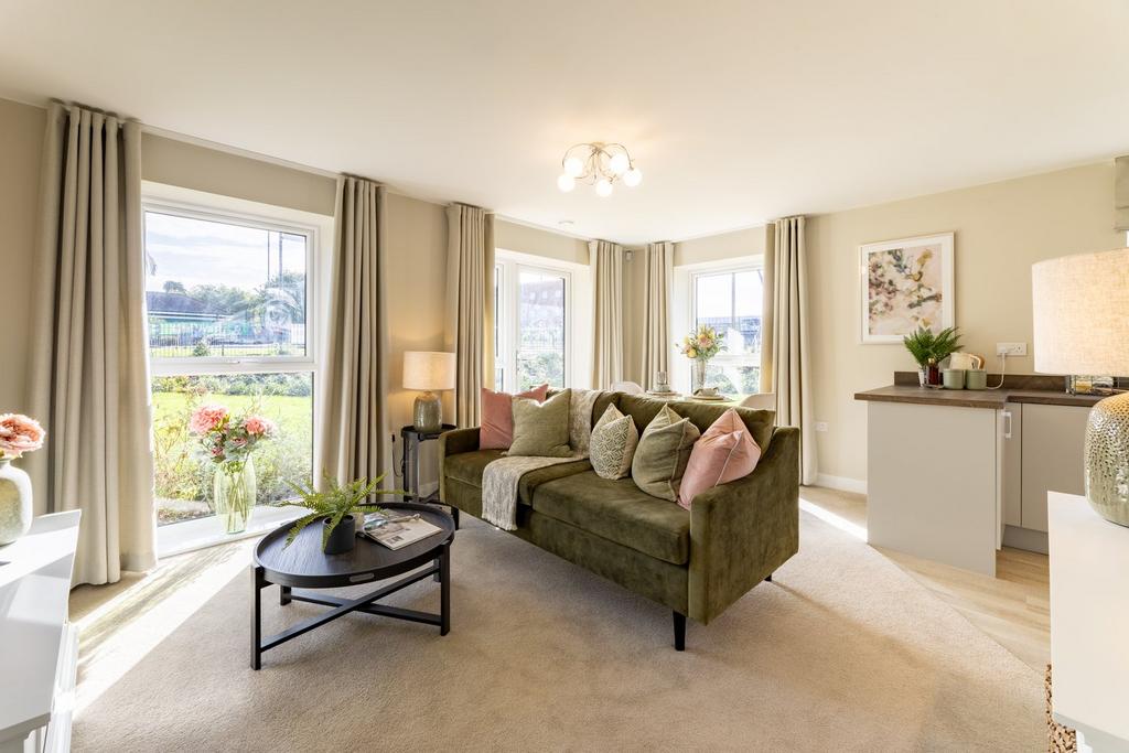 Romeo Place - Living Room