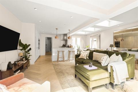 Norroy Road, Putney