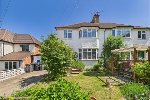 9 Vincent Road, Coulsdon, CR5 3DH