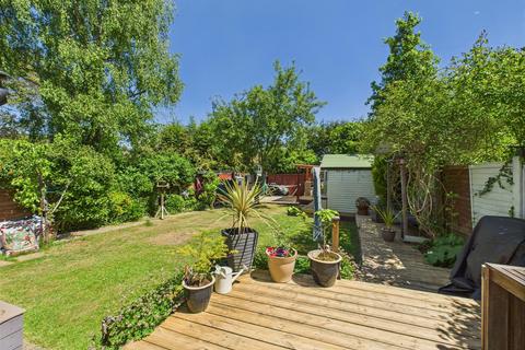 9 Vincent Road, Coulsdon, CR5 3DH