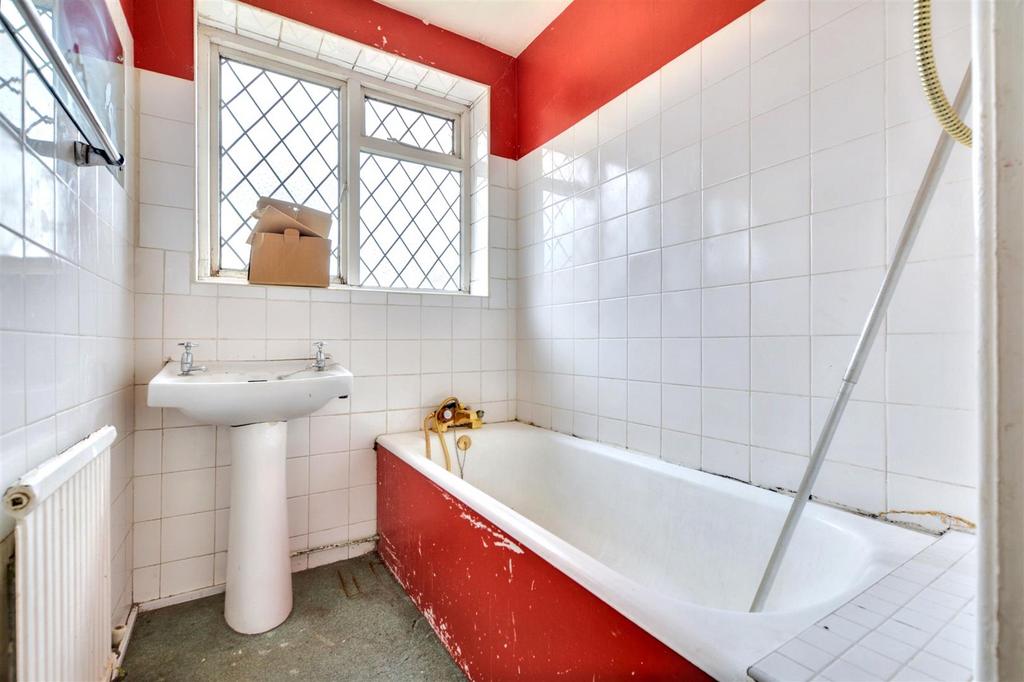 Bathroom.jpeg