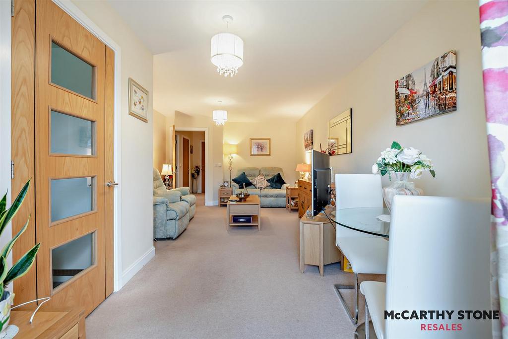 8583239-interior08-800.jpg